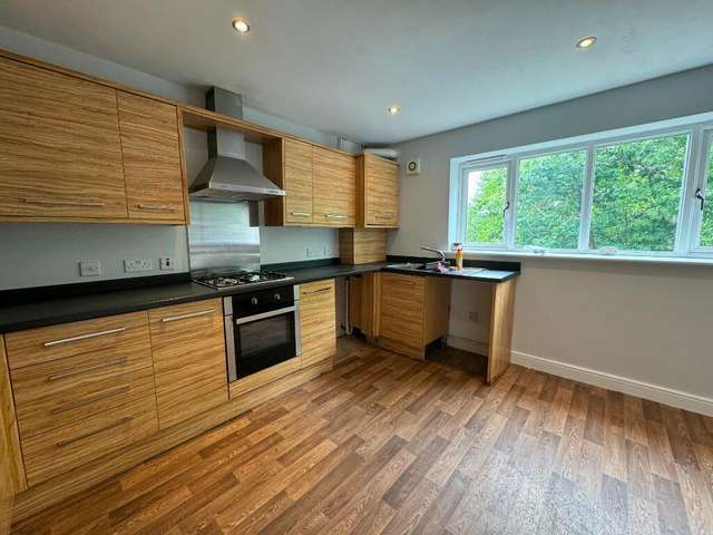 House For Rent in Chesterfield, England