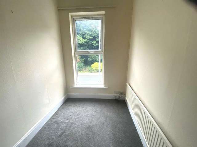 Flat For Rent in Hull, England