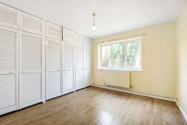 Maisonette For Rent in Slough, England