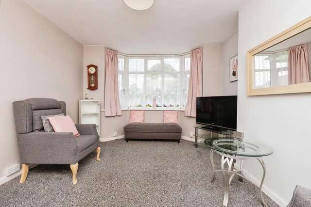 Bungalow For Sale in Bristol, England