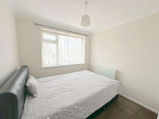 Maisonette For Rent in Luton, England