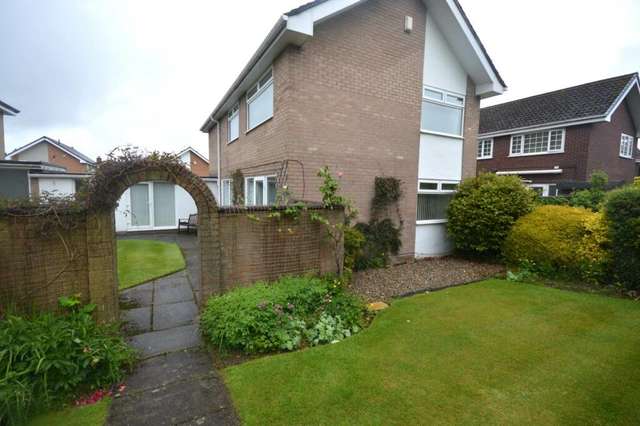 House For Rent in Stockport, England