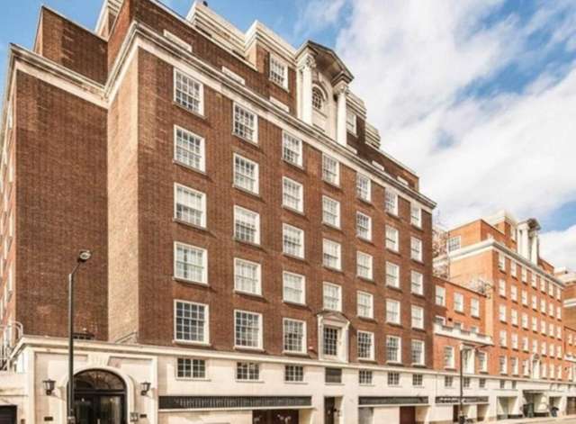 Apartment For Sale in London, England