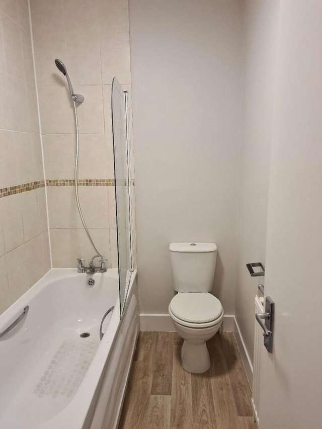 Apartment For Rent in Reading, England