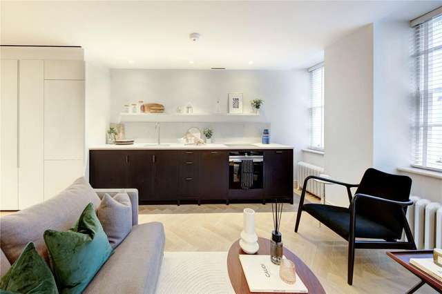 Apartment For Rent in City of Westminster, England