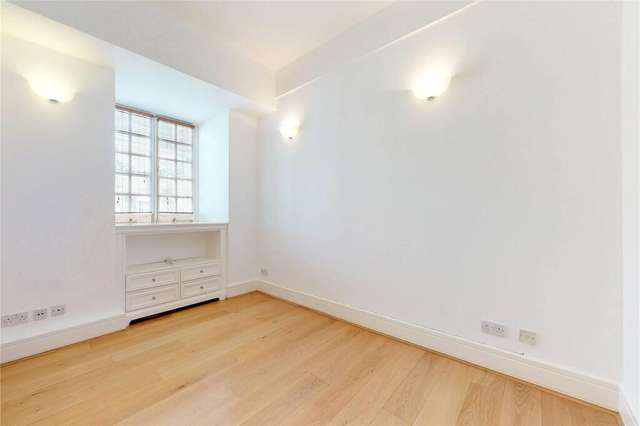 House For Rent in London, England