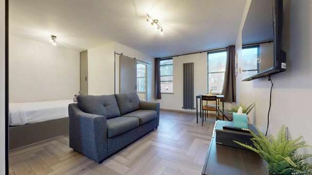 Studio For Sale in City of Westminster, England