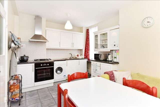 Apartment For Rent in London, England