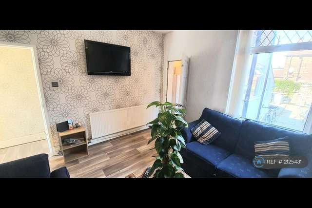 House For Rent in Crewe, England