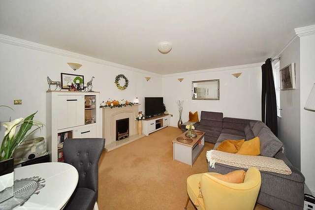 Apartment For Rent in Knutsford, England