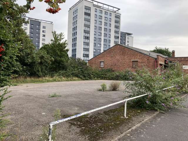 Land For Sale in Glasgow, Scotland