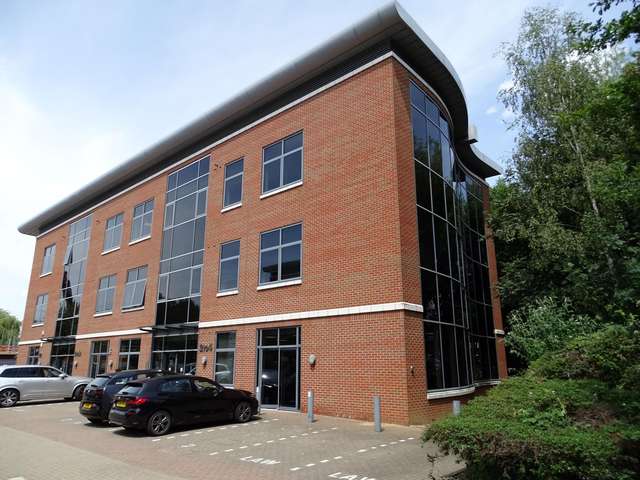 Office For Sale in St Albans, England