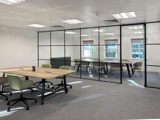 Office For Rent in Reading, England