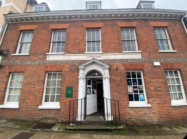 Office For Sale in Winchester, England