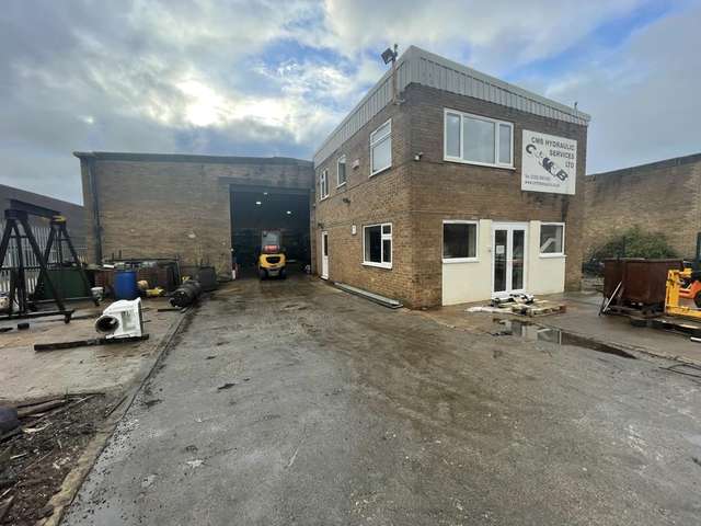 House For Sale in Rotherham, England
