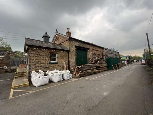 Land For Rent in Barnsley, England