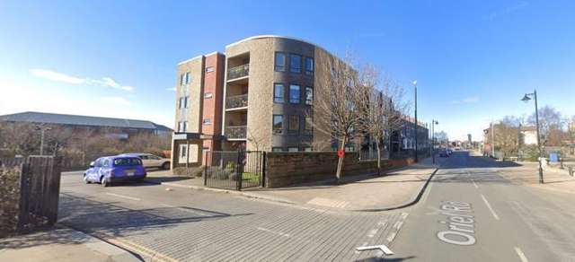 2 bed flat in Bootle South Park/Millers Bridge