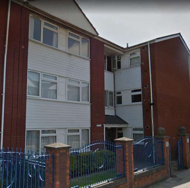1 bed flat in Bootle Marsh Lane/Knowsley Road