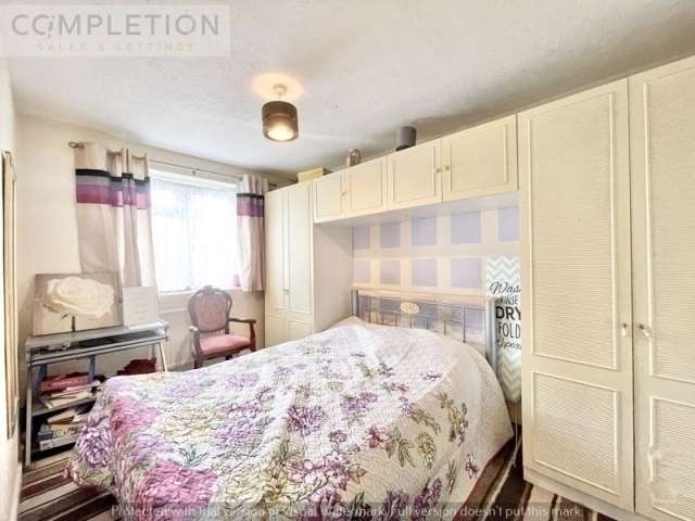 3 Bedroom Flat for Sale