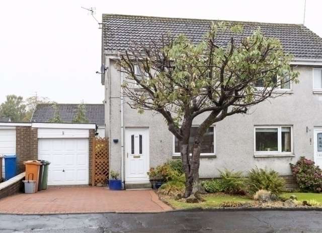 2 Bedroom Semi-Detached House for Sale