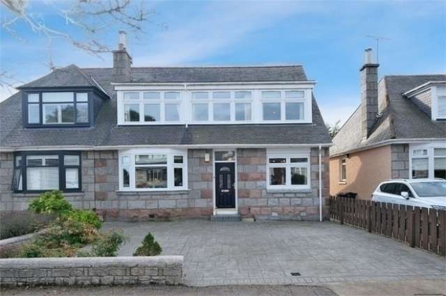 5 Bedroom Semi-Detached House for Sale