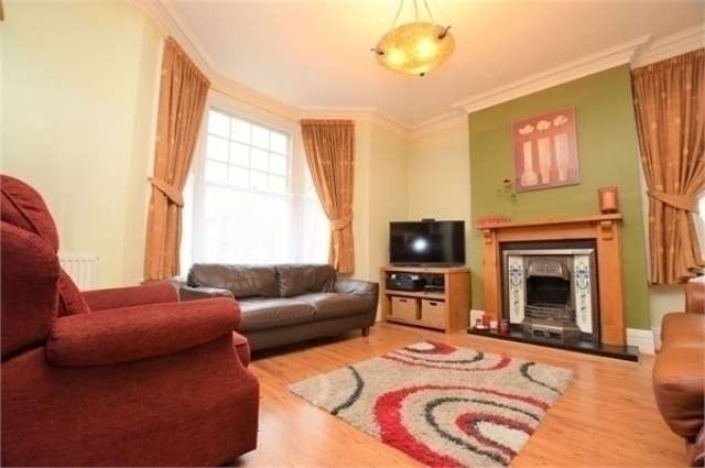 4 Bedroom End of Terrace House for Sale