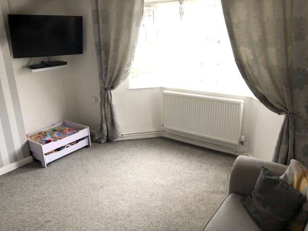 Bungalow For Rent in Fenland, England