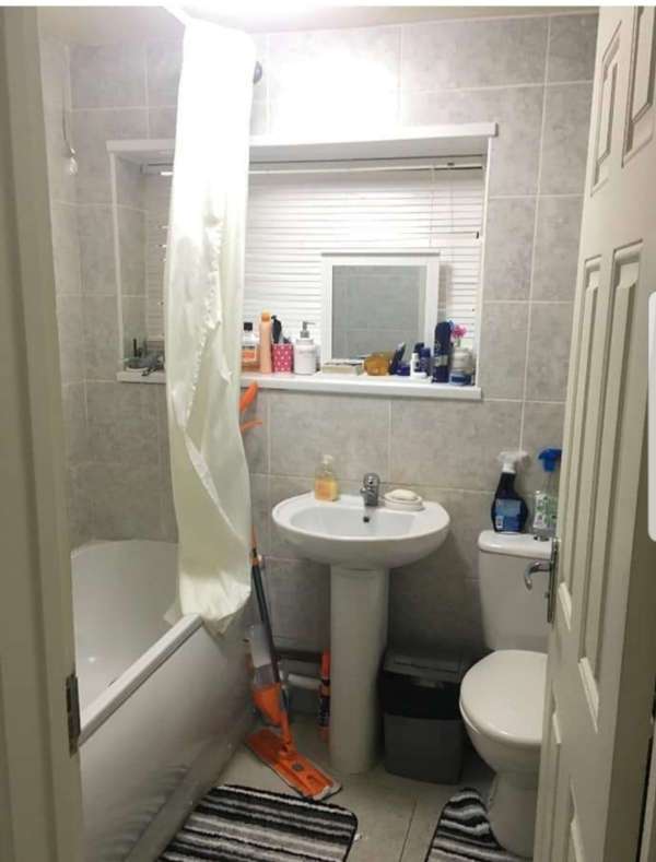 Flat For Rent in Manchester, England