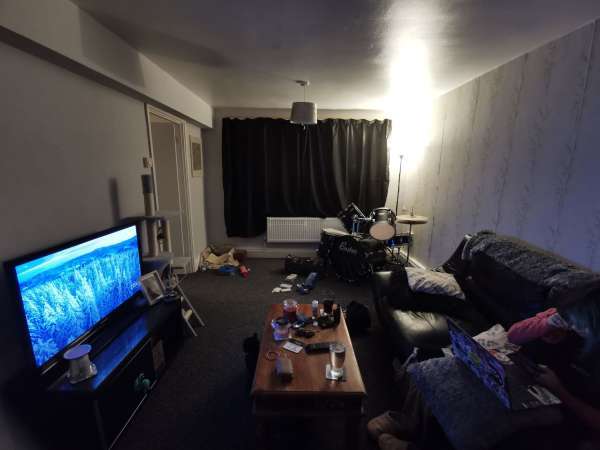 Flat For Rent in Sheffield, England