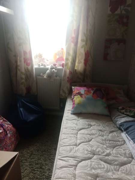 House For Rent in Leeds, England