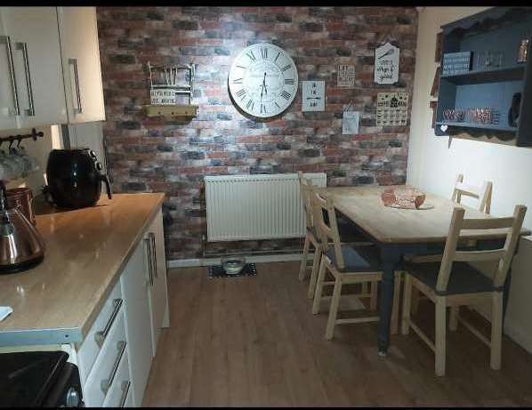 House For Rent in Sheffield, England