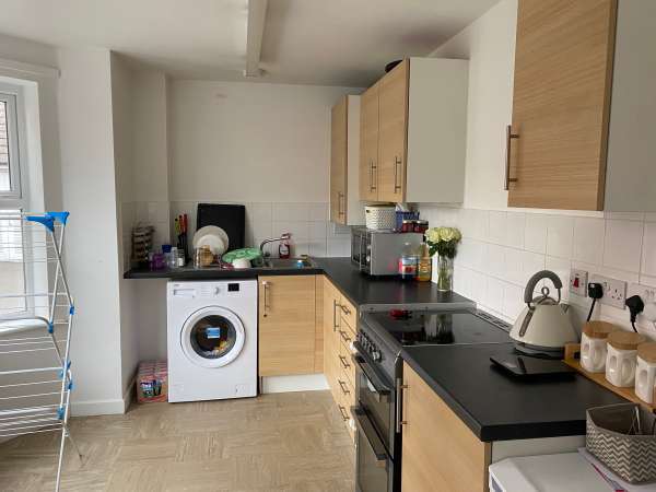 Flat For Rent in Maidstone, England