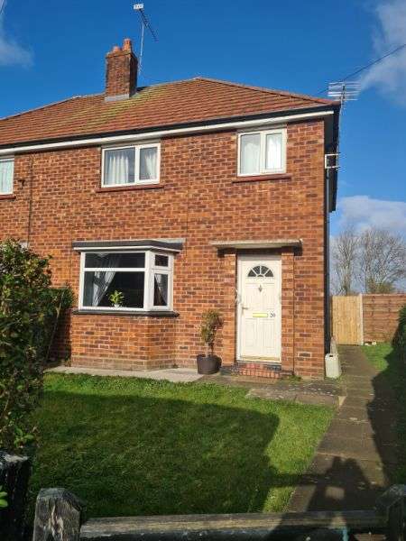 House For Rent in Crewe, England