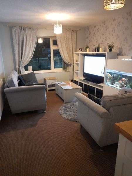Bungalow For Rent in Wigan, England