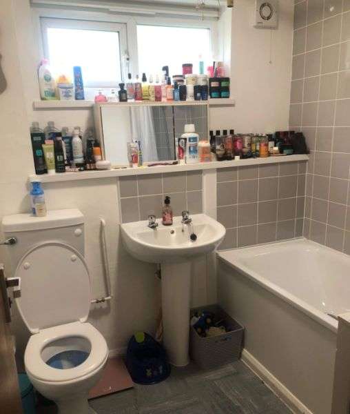 Flat For Rent in Tamworth, England