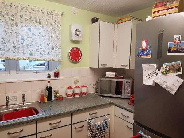 Bungalow For Rent in Weymouth, England