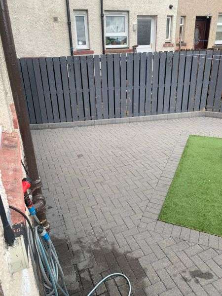 House For Rent in Wishaw, Scotland