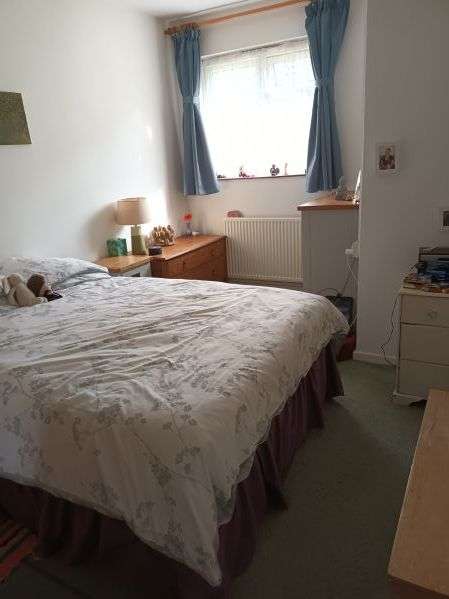 Bungalow For Rent in Hastings, England