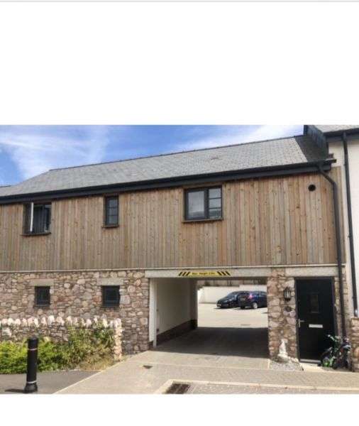 Flat For Rent in South Hams, England