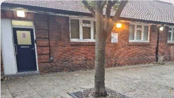 Bungalow For Rent in London, England