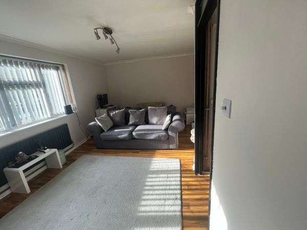 Flat For Rent in Huntingdonshire, England