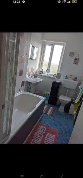 Flat For Rent in Chesterfield, England