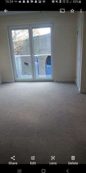 Flat For Rent in Crawley, England