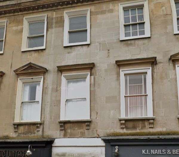 Flat For Rent in Bath, England