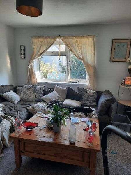 Flat For Rent in South Hams, England