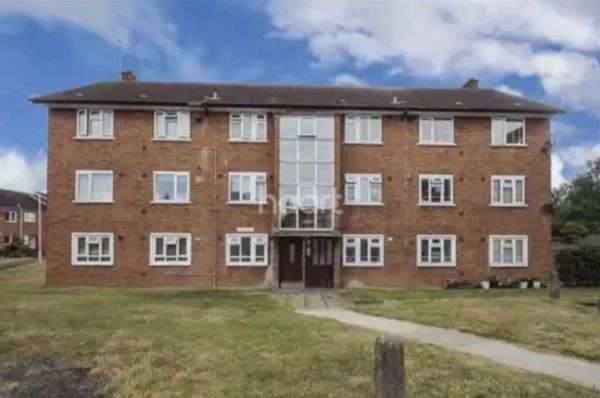 Flat For Rent in Maldon, England