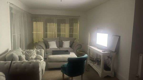 Flat For Rent in Hastings, England