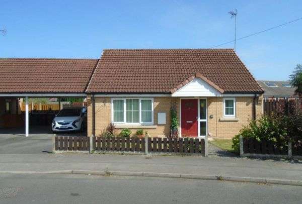Bungalow For Rent in Wakefield, England
