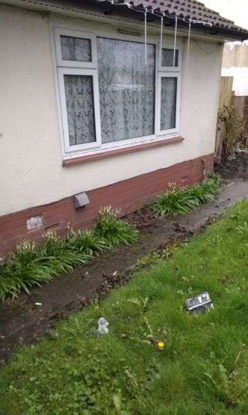 Bungalow For Rent in Salford, England