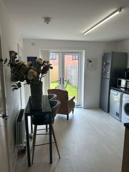 House For Rent in Warwick, England